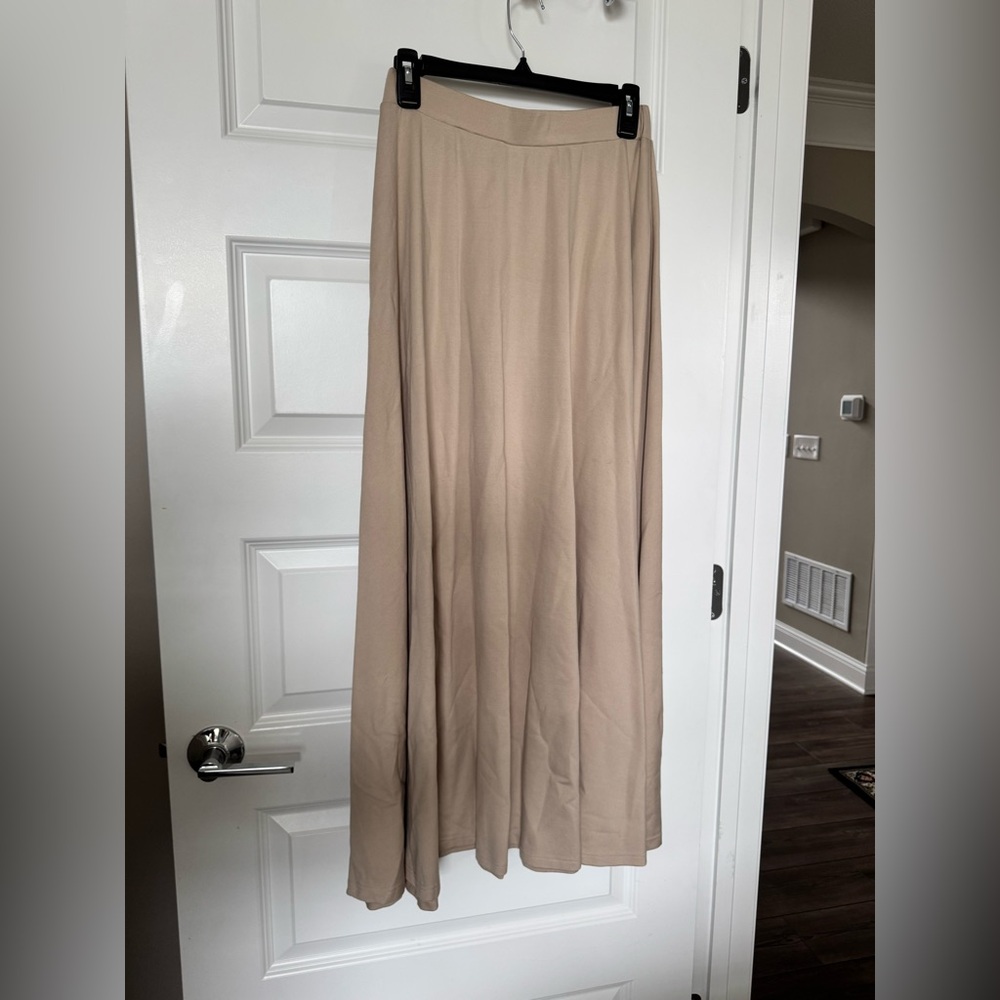 Veiled Collection Tan Woven Circle Skirt - Size Medium